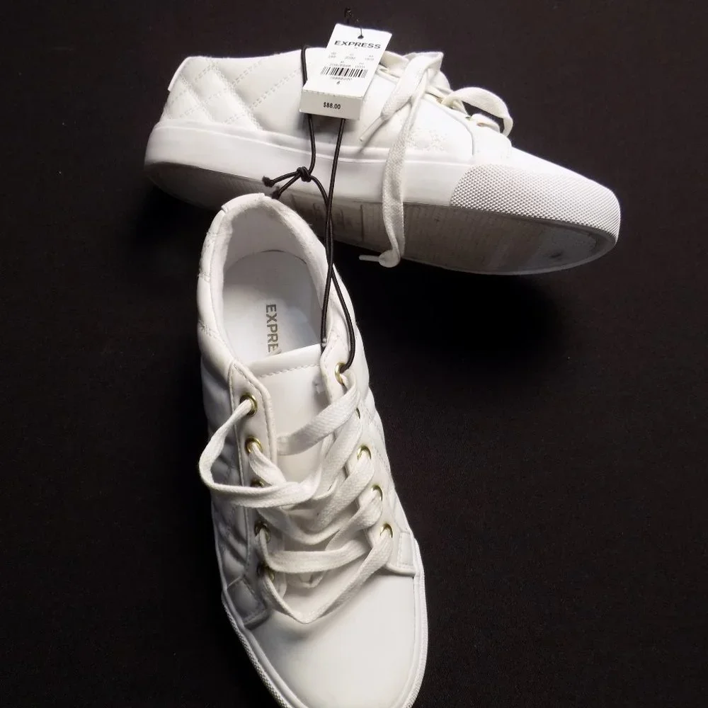 Express Woman's Size 6 Sneakers - Picture 3 of 4